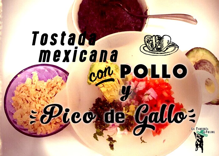 tostada mexicana de frijoles y pico de gallo